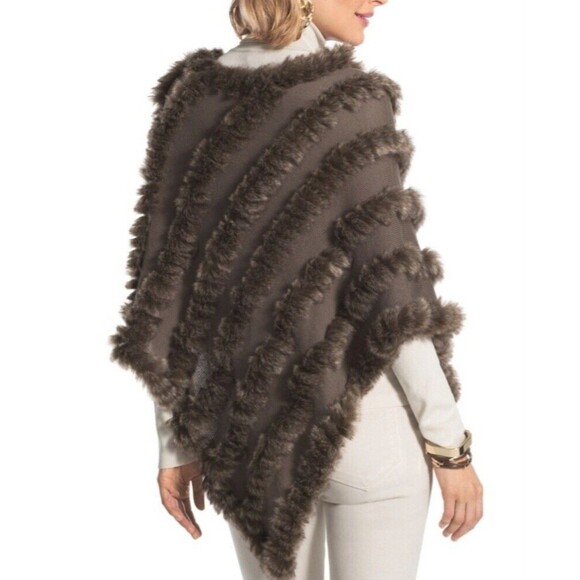 Chico's Sweater Poncho Shawl Faux Fur Trim Sz S/M NWOT Taupe Old Money Mob Wife - Picture 2 of 6